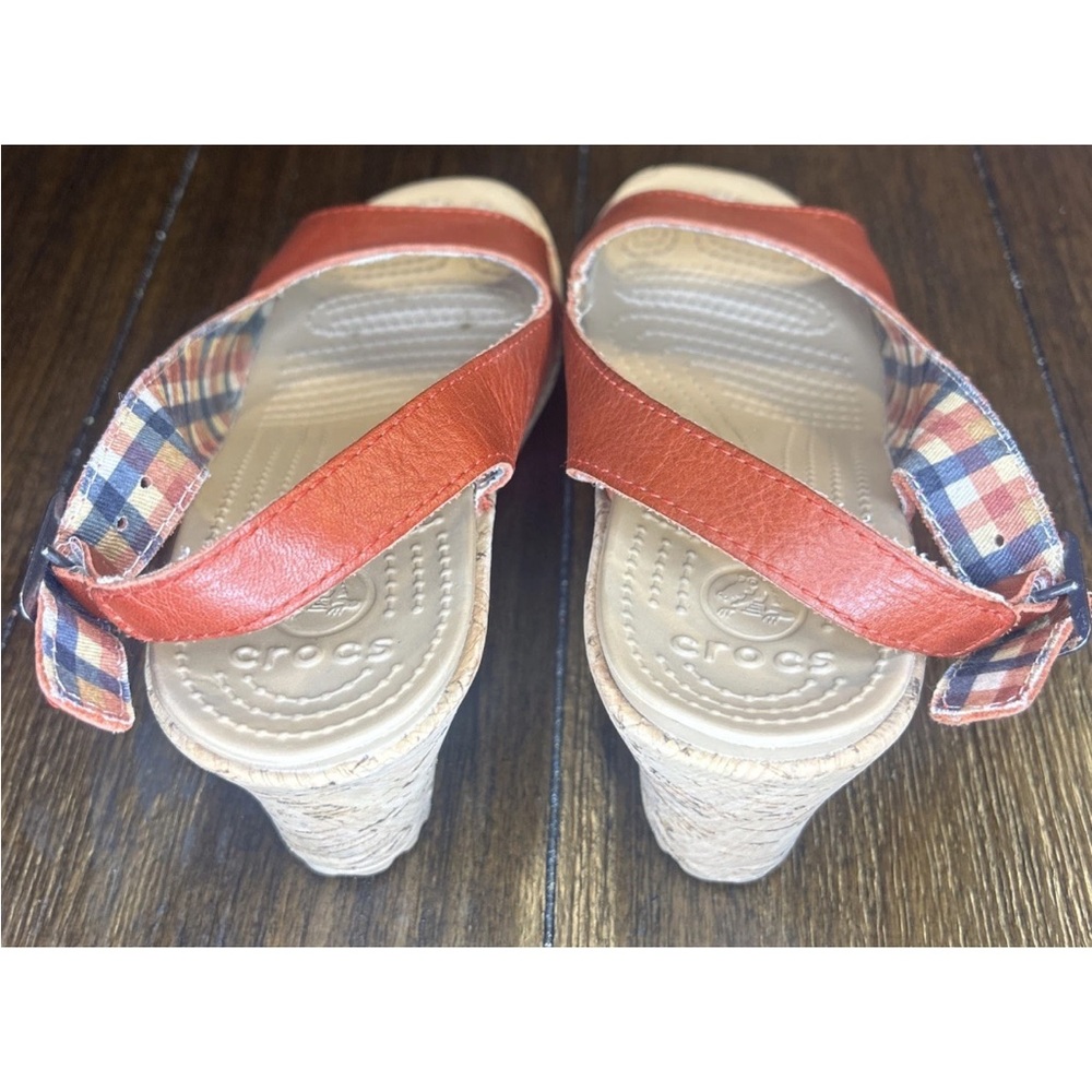 Crocs A-Leigh Wedge Red Leather Heel Cork Slingback Sandal Women’s Size 6 - Picture 4 of 6